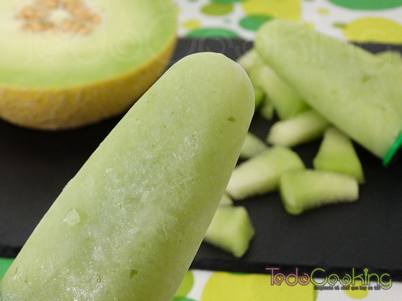 Polos de melón con hierbabuena