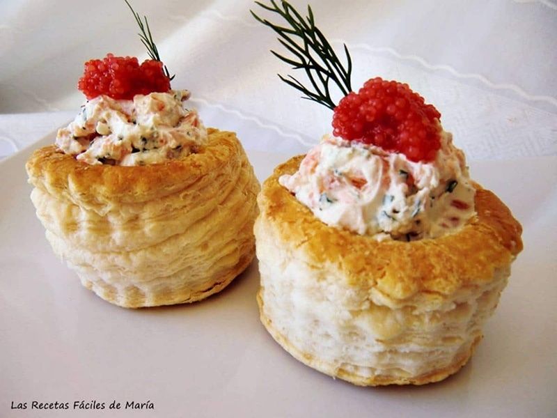 volovanes de queso y salmón ahumado