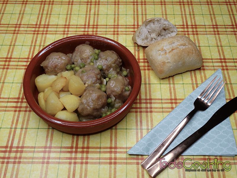 Albóndigas en salsa a la cerveza