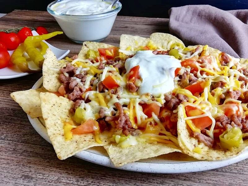nachos con carne y queso