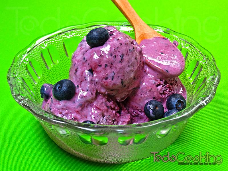 Helado de arándanos. Receta casera sin heladera y sin azúcar ...