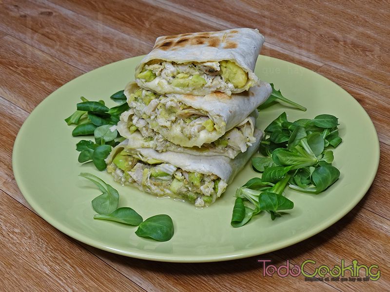 wrap de pollo con aguacate