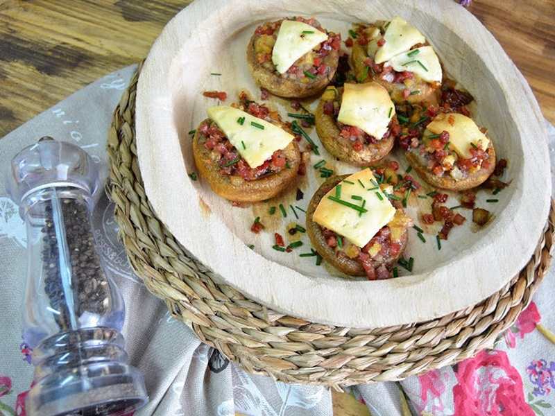 recetas fáciles de entrantes y primeros - champiñones rellenos de jamón