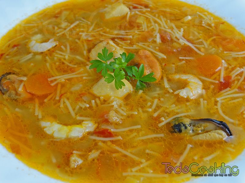 sopa de marisco y pescado