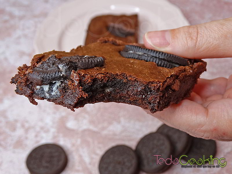 Brownie de chocolate con Oreo 02