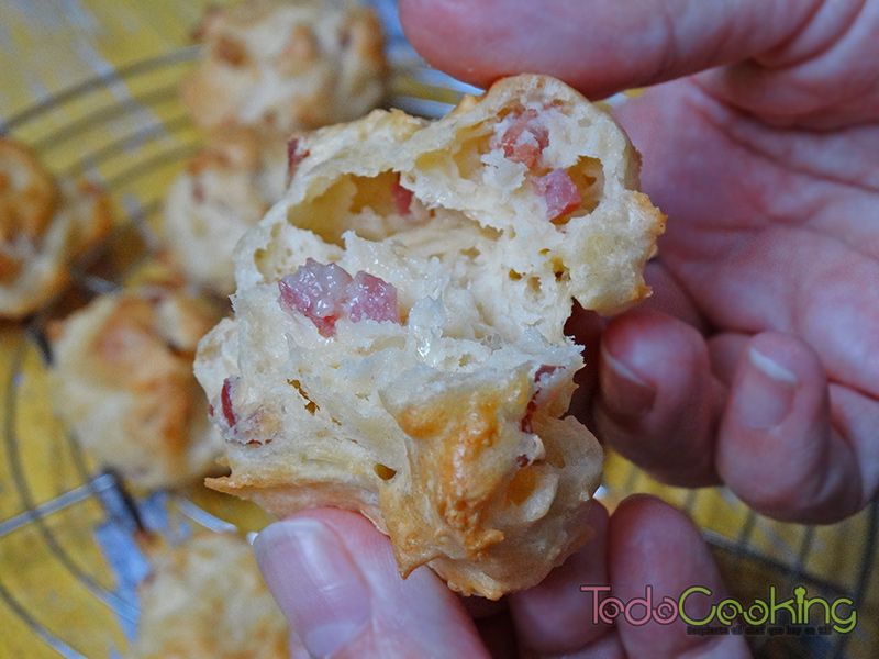 Gougères de queso con jamón 01
