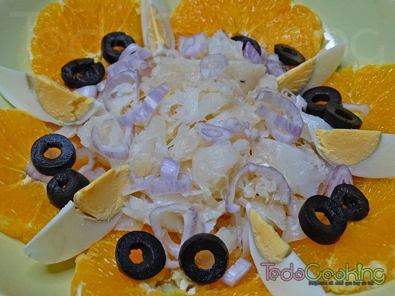Remojon andaluz Ensalada de bacalao con naranja 01