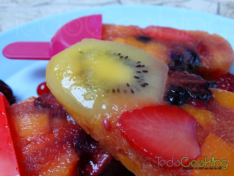 Polos de frutas 02