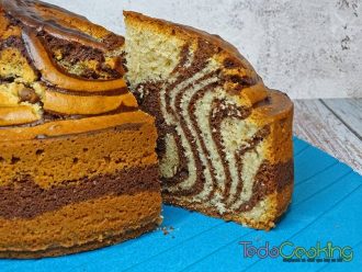 Bizcocho Cebra de chocolate y vainilla 03