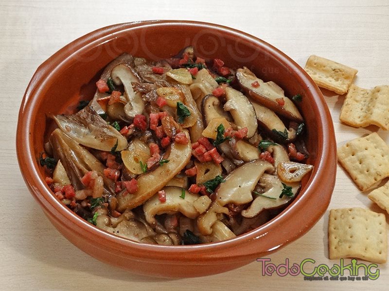 Setas al ajillo con jamon 02
