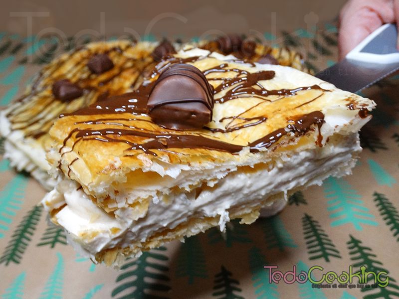 Roscon de hojaldre kinder bueno 01