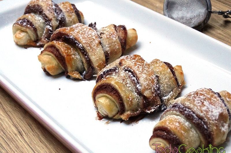 Mini croissants de Nutella en air fryer o freidora de aire, en 6 minutos!