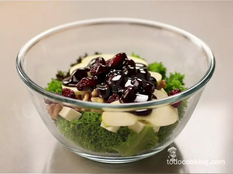 Ensalada con queso de cabra y arandanos