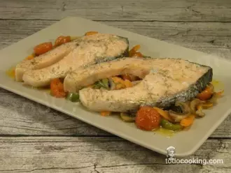 salmón en papillote emplatado final