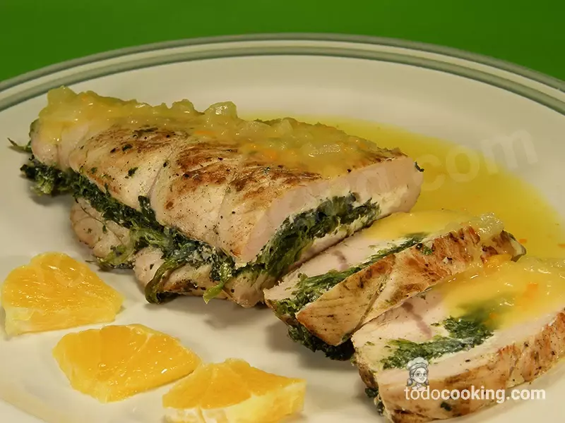 Solomillo de Pavo Relleno de Espinacas a la Naranja