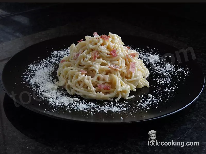 Espaguetis a la Carbonara