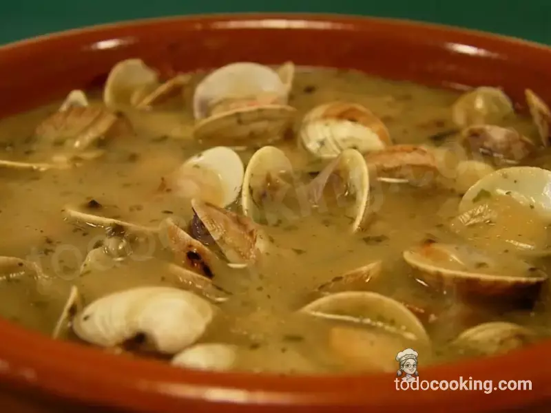 almejas a la marinera estilo chicote de cerca